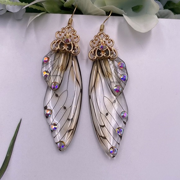 Beautiful Butterfly Wing Earrings - Picture 2 of 4